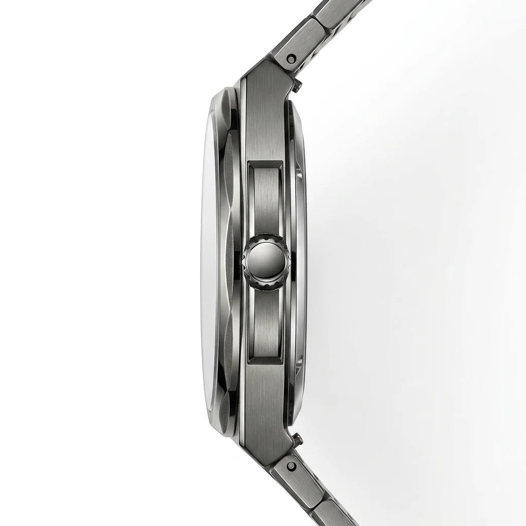HeroForce 5053A Luxury Me - luxury watch, side profile, metal case, crown detail