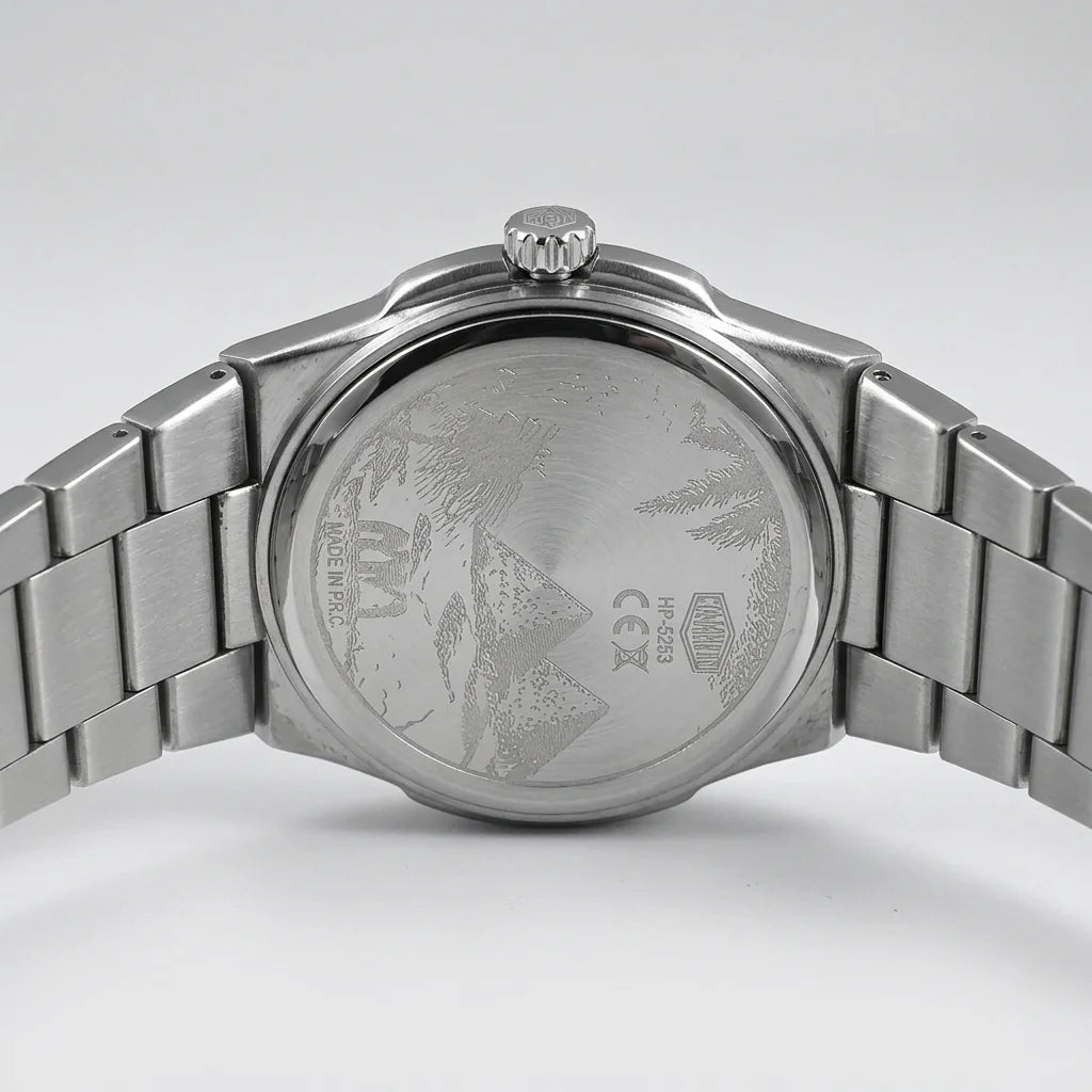 HeroForce 5053A Luxury Oc - solid steel caseback, engraved, macro